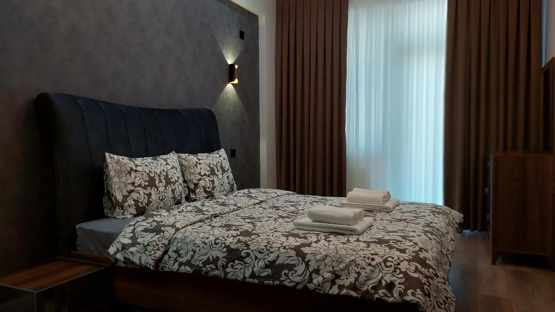 Central Spacious Flat-Right In Front Of The Subway Μπακού Αζερμπαϊτζάν